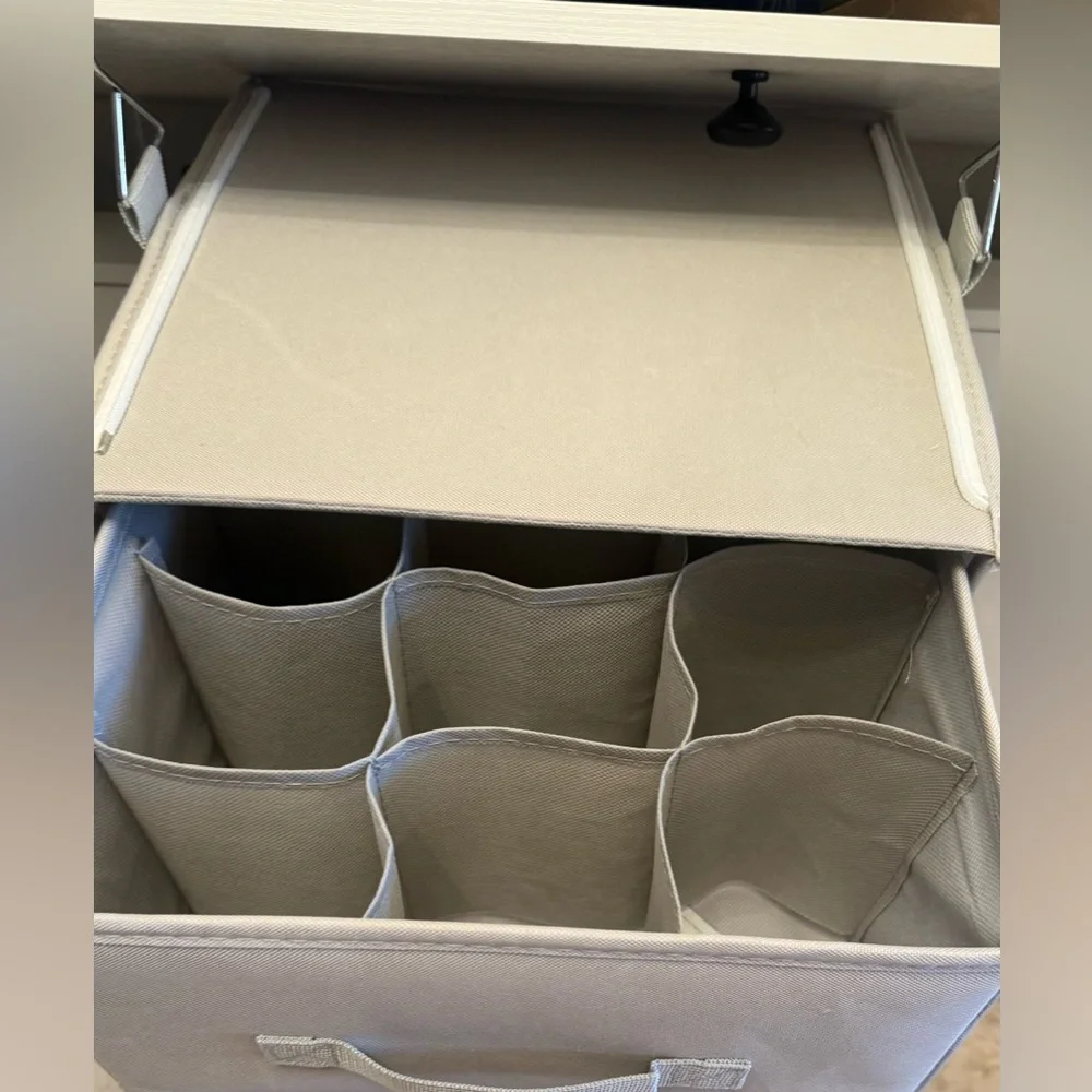 ⬜️ Gray Hanging Storage Organizer w/ Hooks